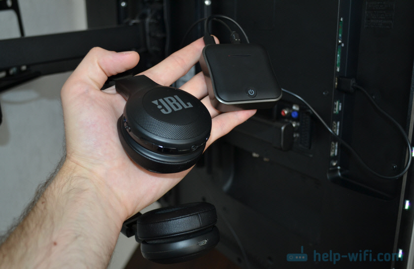 Bluetooth трансмиттер для подключения наушников к телевизору