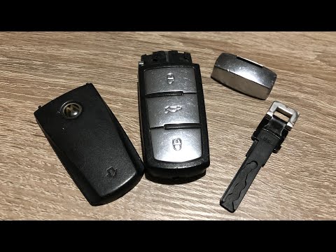 Как заменить батарейку в ключе vw Passat b6 b7 cc taureg - changing key fob remote battery